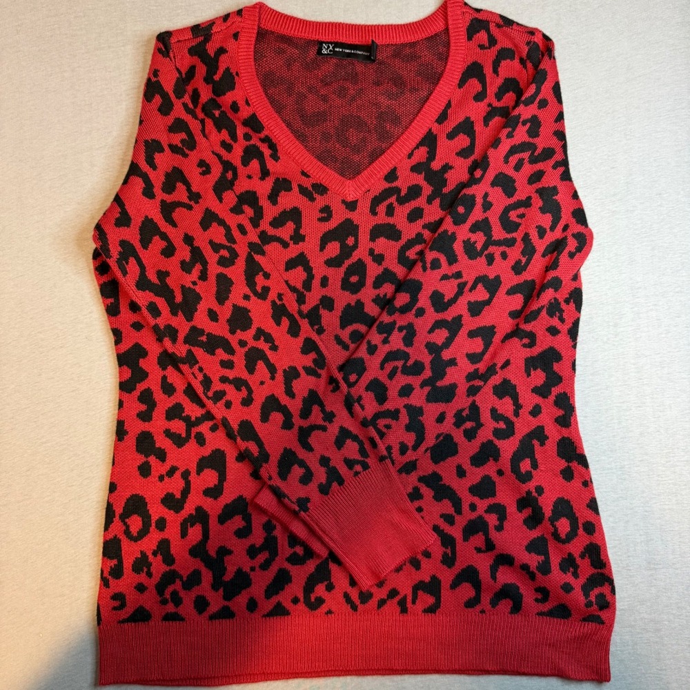 New York & Company Womens Red Black Leopard Print V-Neck Sweater Size L
